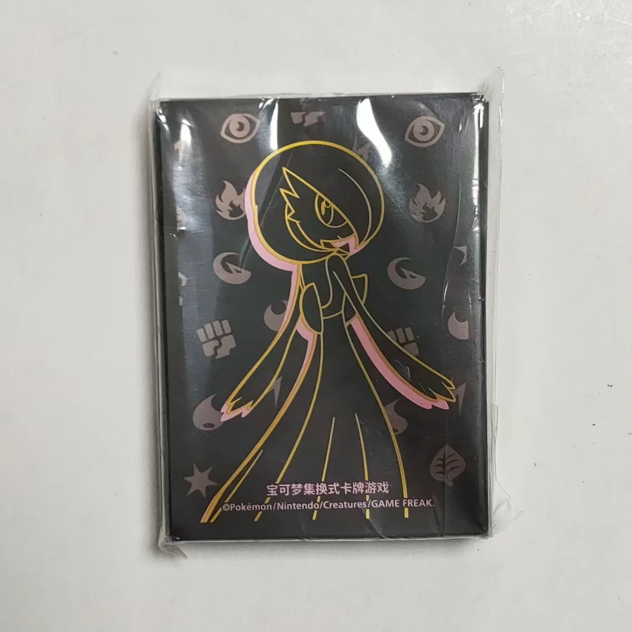New Hot 64pcs/Set Ptcg Trading Card Sleeve Departure Theme Pikachu Lvysaur Shanaido Mewtwo Card Protection Cover Gift Toys ﻿