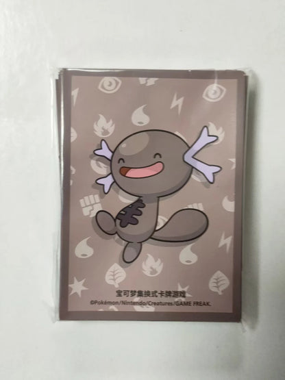 New Hot 64pcs/Set Ptcg Trading Card Sleeve Departure Theme Pikachu Lvysaur Shanaido Mewtwo Card Protection Cover Gift Toys ﻿