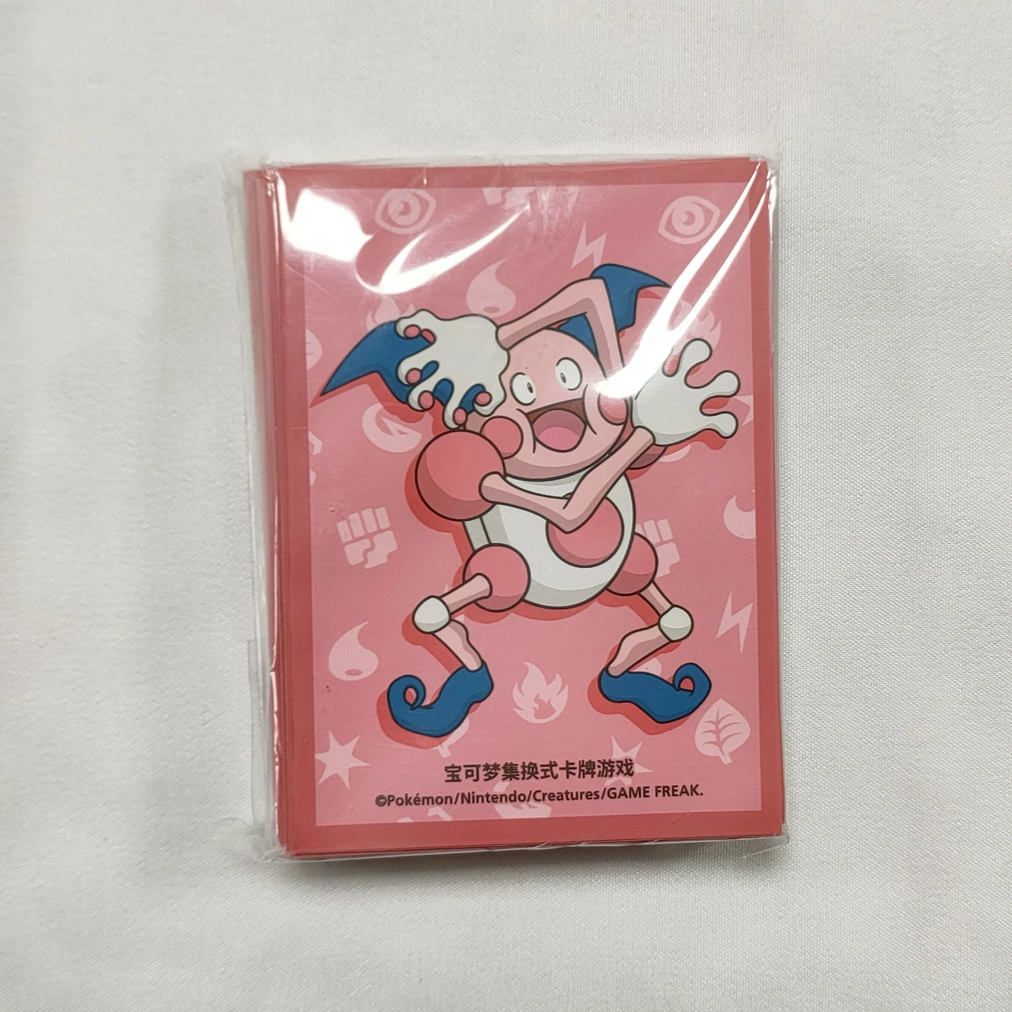 New Hot 64pcs/Set Ptcg Trading Card Sleeve Departure Theme Pikachu Lvysaur Shanaido Mewtwo Card Protection Cover Gift Toys ﻿