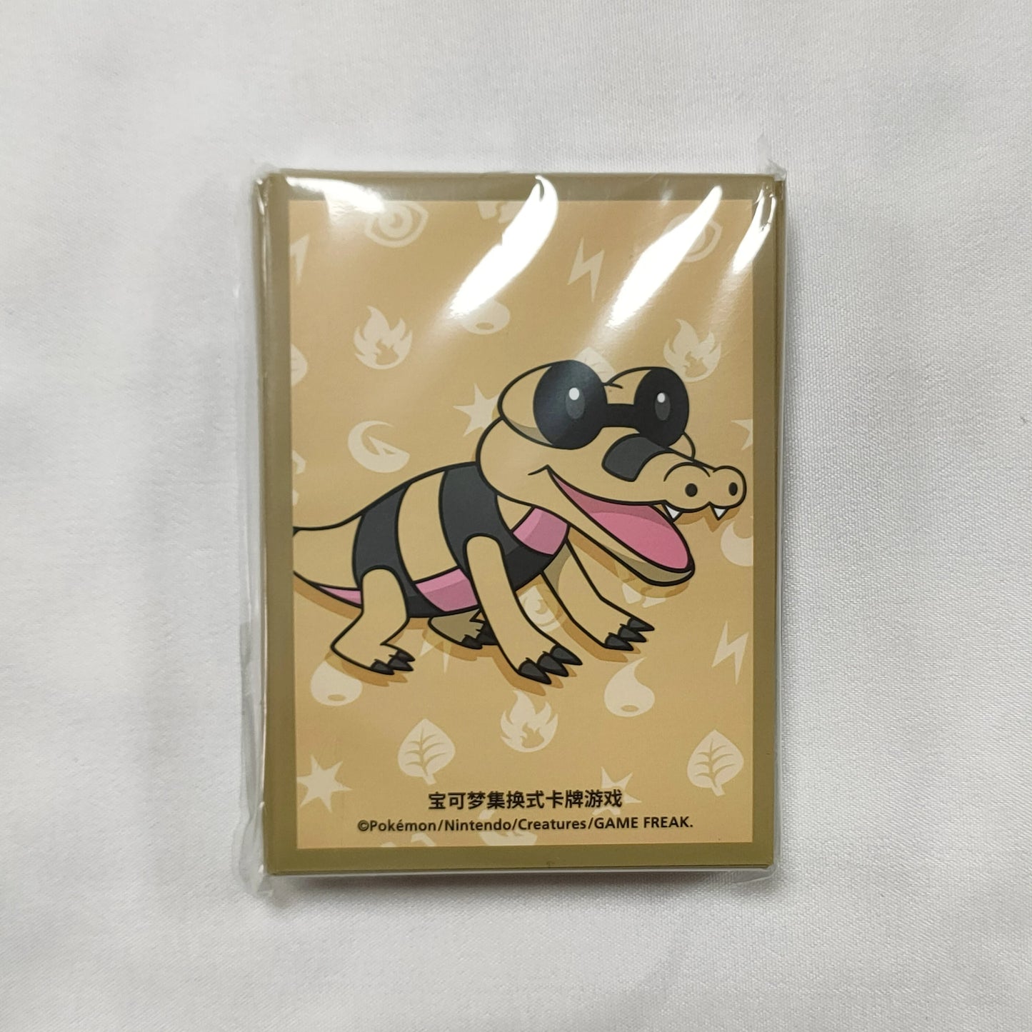 New Hot 64pcs/Set Ptcg Trading Card Sleeve Departure Theme Pikachu Lvysaur Shanaido Mewtwo Card Protection Cover Gift Toys ﻿